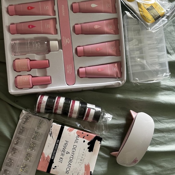 Makartt Poly Nail Gel Kit - Pink Extension Kit With Slip Solution Mini Lamp - Picture 8 of 10
